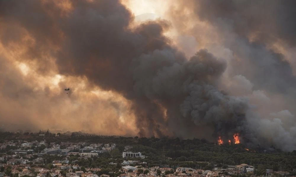 Πυρκαγιές στην Ελλάδα: Αντιμέτωπη με 104 φωτιές η Πυροσβεστική- Σε ποιες περιοχές υπάρχουν αναζωπυρώσεις